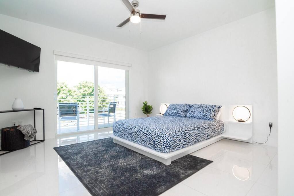 Across The Ocean Few Steps To Beach Contemporary Three Bedroom Townhouse Pompano Beach Eksteriør bilde