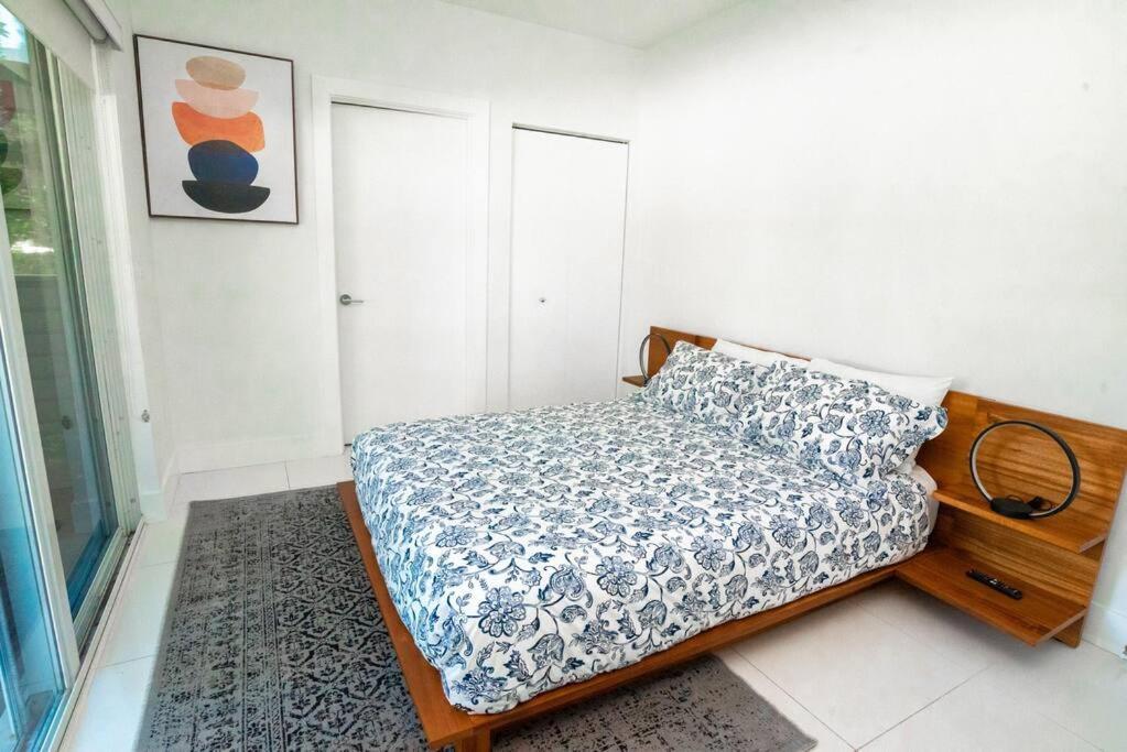 Across The Ocean Few Steps To Beach Contemporary Three Bedroom Townhouse Pompano Beach Eksteriør bilde
